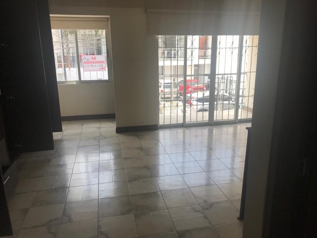 Oficina  en Arriendo - Popular, Pereira, 100,002 m² (foto 3) — CREBI