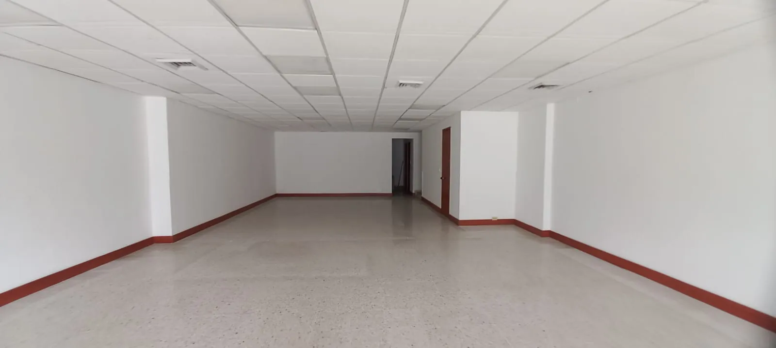 Local en Arriendo - Cali, Ciudad Capri Calle 13, 156,0 m² (foto 13) — CREBI