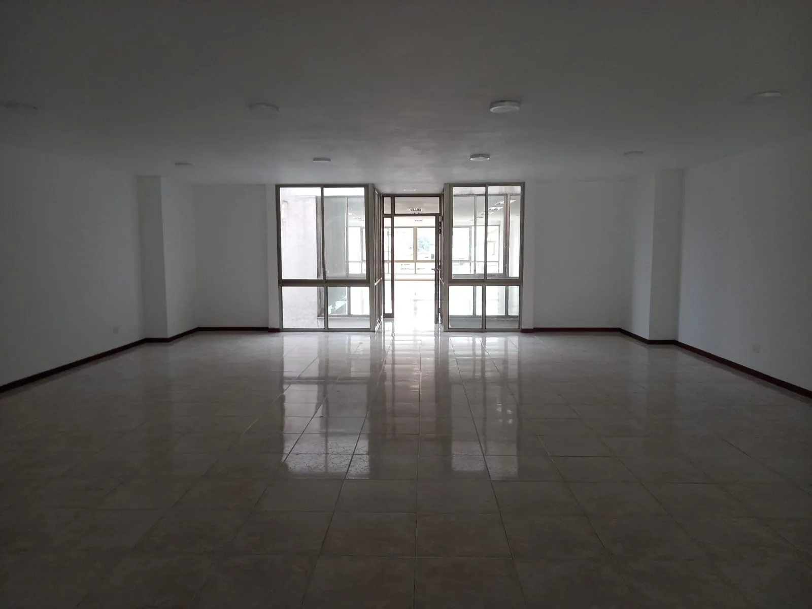 Edificio en Venta - Cali, Los Libertadores Carrera 19, 326,0 m² (foto 14) — CREBI