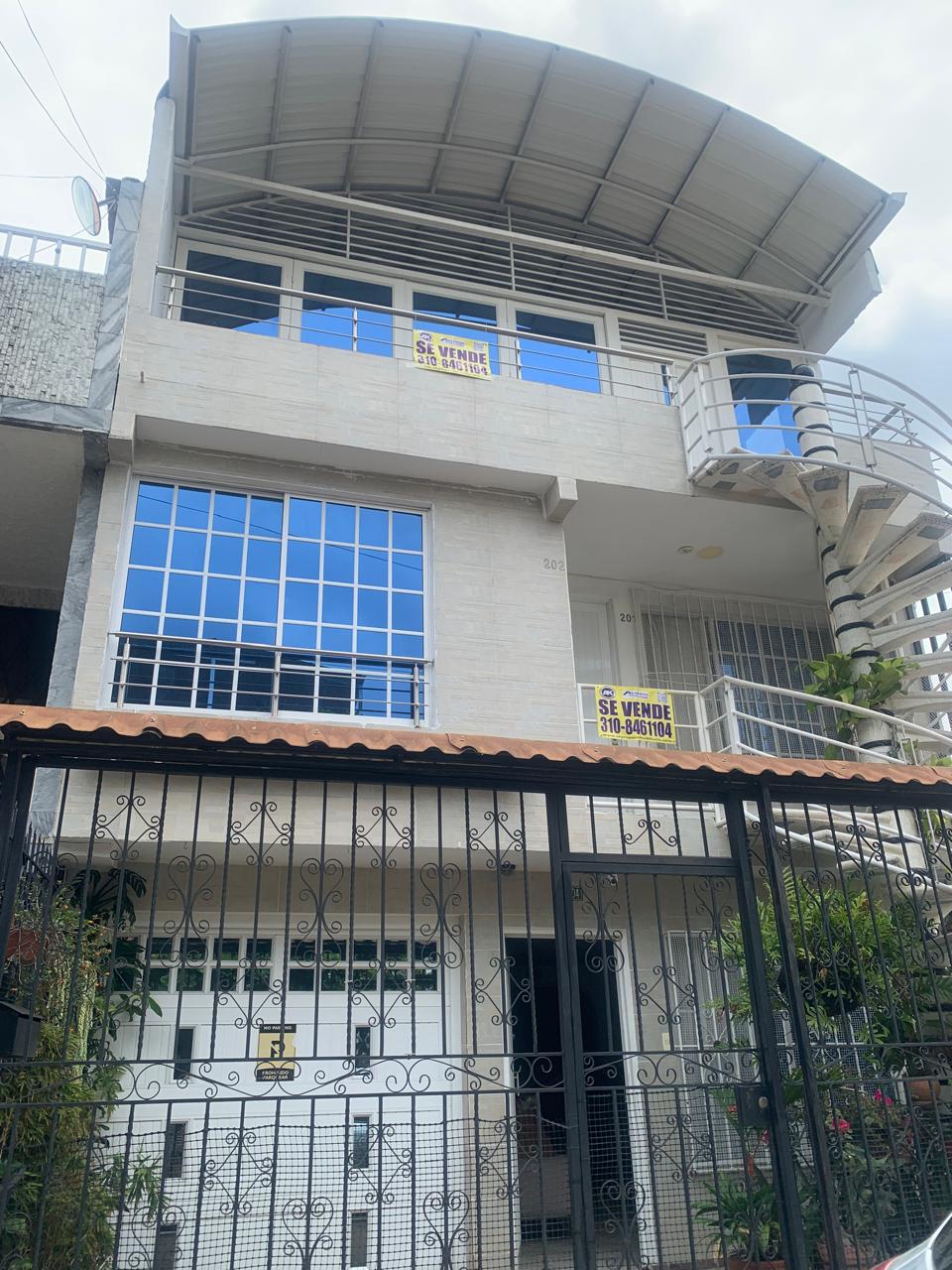 Edificio en Venta - Panamericano, Carrera 41A, 200,0 m² — CREBI