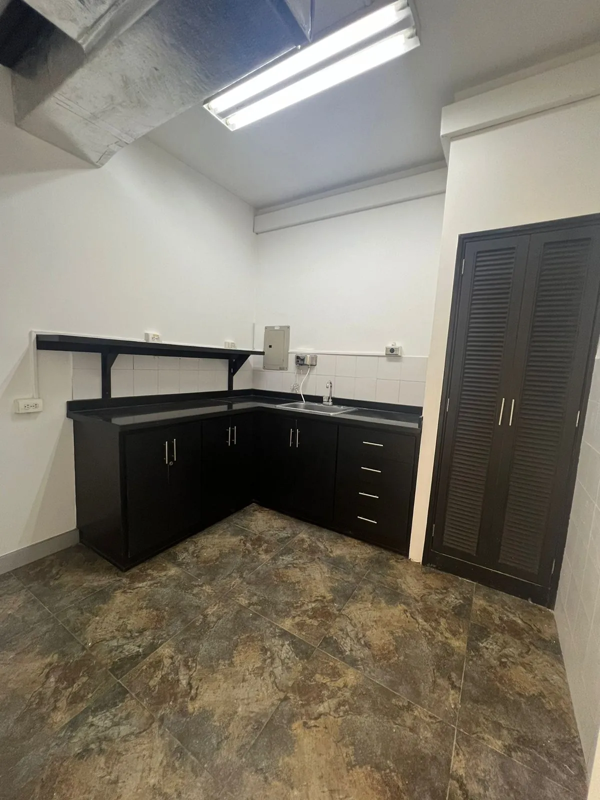 Local en Arriendo - Cali, La Flora Avenida 6 Norte, 300,0 m² (foto 12) — CREBI