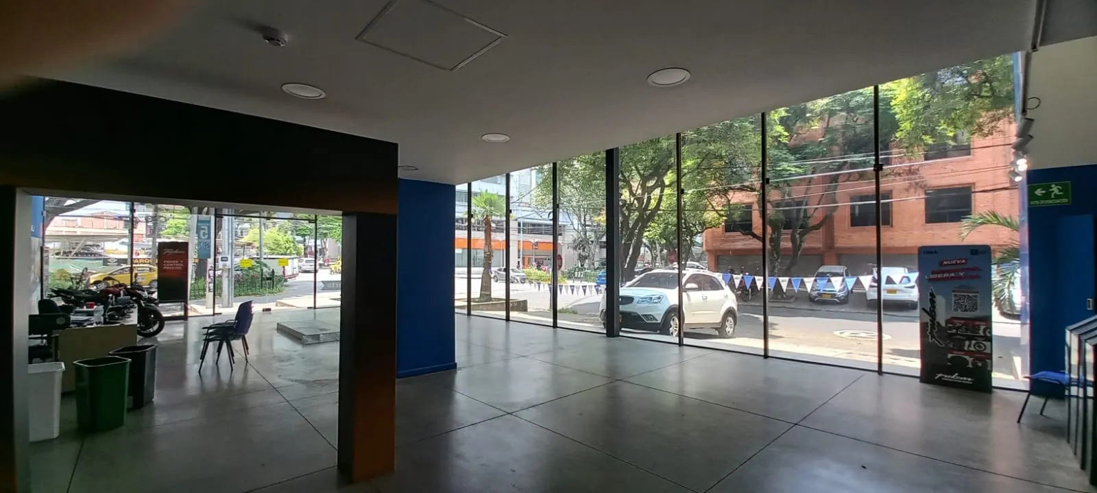 Local en Arriendo - Pichincha, Avenida 6A Norte, Santa Mónica Recidencial, Comuna 2, Cali ciudad, Cali, Sur, Valle del Cauca, RAP Pacífico, 760046, Colombia, 360,0 m² (foto 7) — CREBI