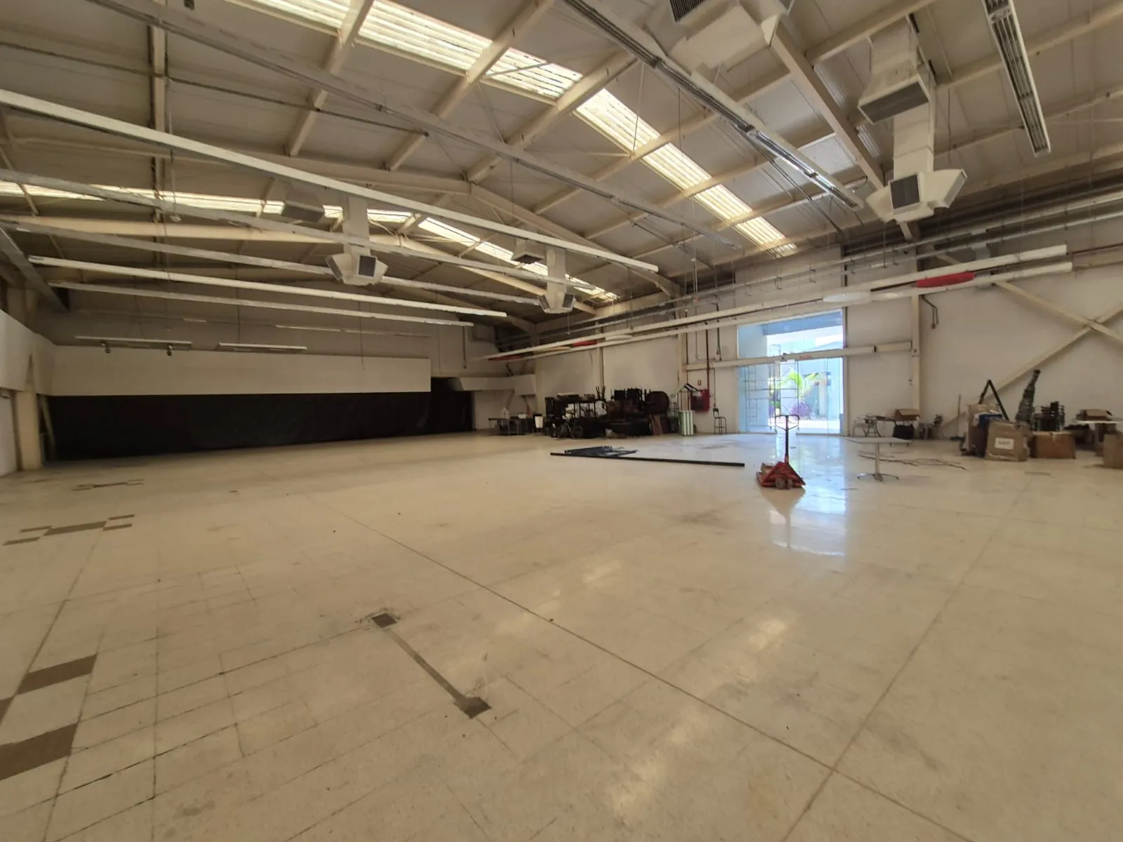 Local en Arriendo - Calle 10, Yumbo, Sur, Valle del Cauca, RAP Pacífico, 760050, Colombia, 1552,0 m² (foto 8) — CREBI