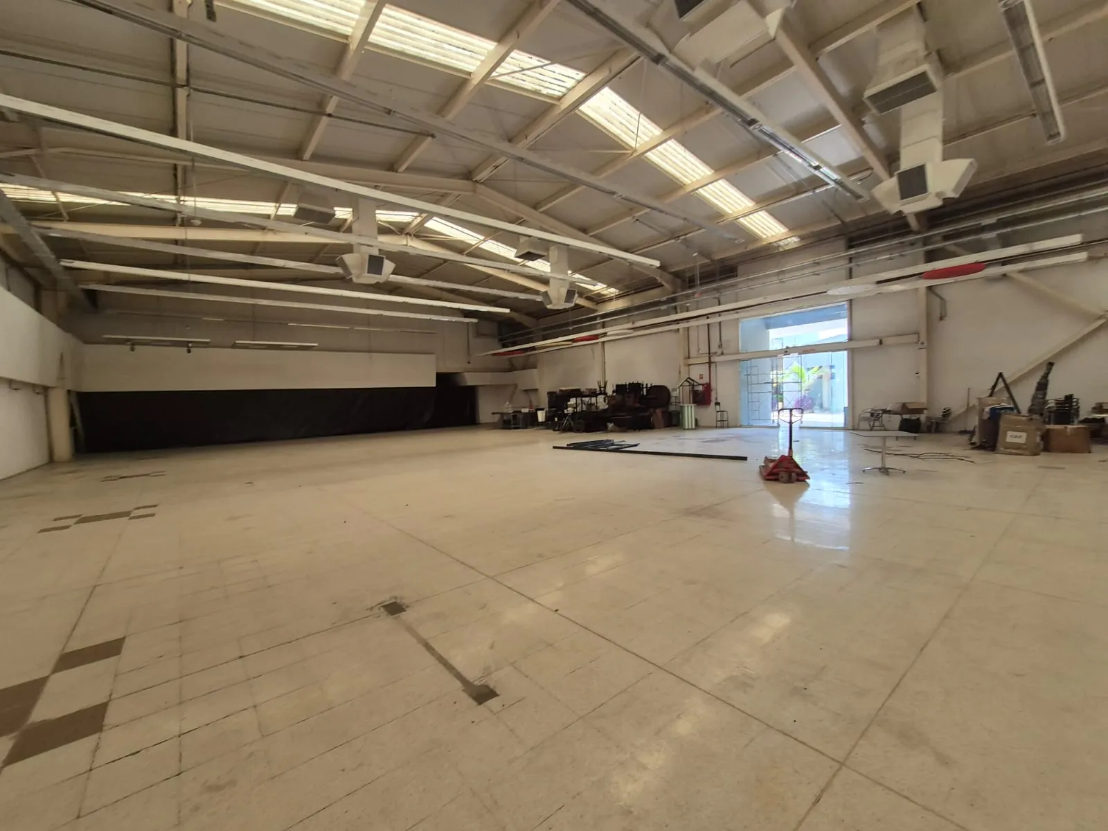 Local en Arriendo - Calle 10, Yumbo, Sur, Valle del Cauca, RAP Pacífico, 760050, Colombia, 1552,0 m² (foto 6) — CREBI