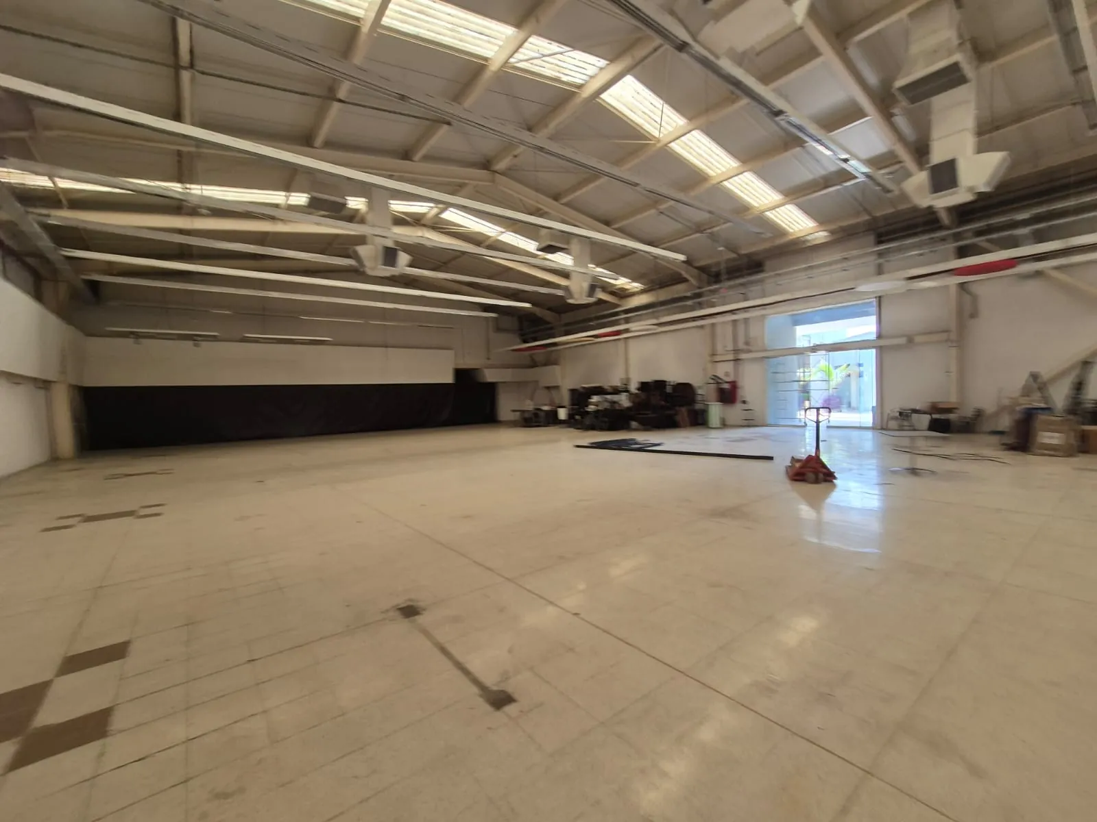 Local en Arriendo - Calle 10, Yumbo, Sur, Valle del Cauca, RAP Pacífico, 760050, Colombia, 1552,0 m² (foto 9) — CREBI