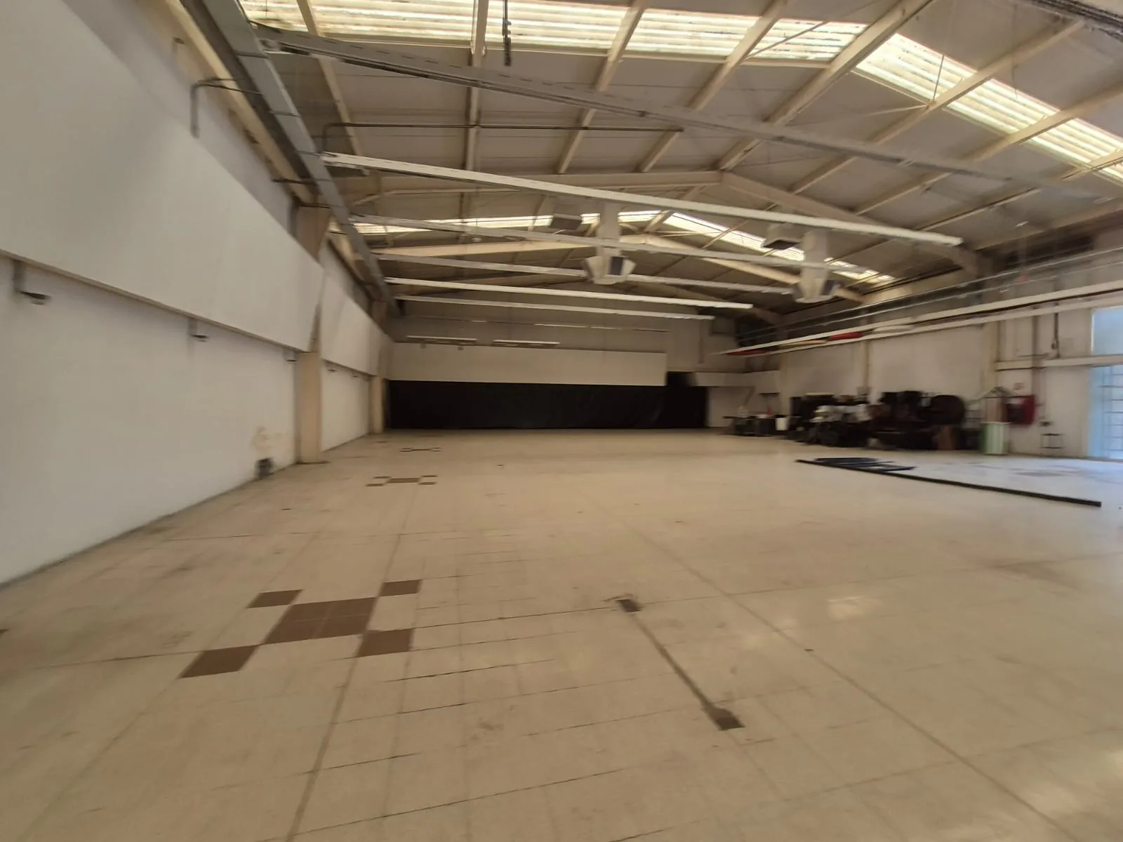 Local en Arriendo - Calle 10, Yumbo, Sur, Valle del Cauca, RAP Pacífico, 760050, Colombia, 1552,0 m² (foto 16) — CREBI