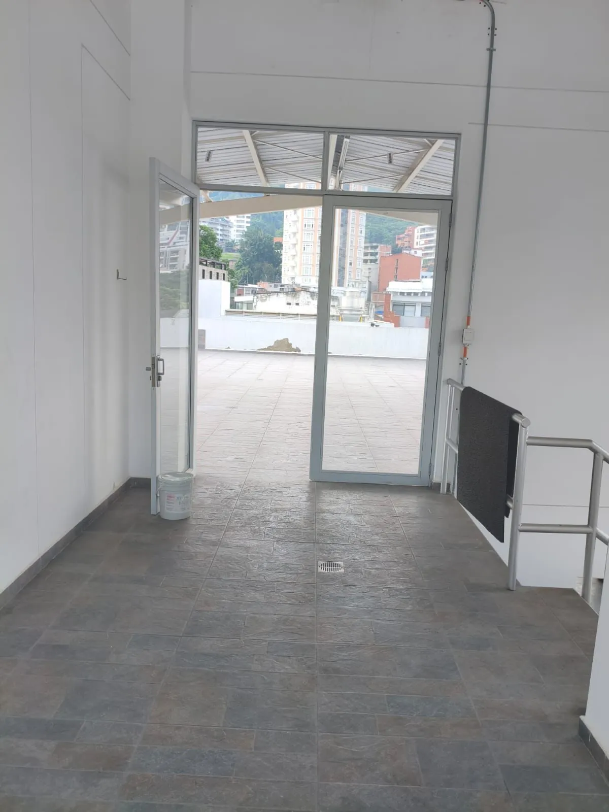 Local en Arriendo - Cali, El Bosque Calle 50 Norte, 543,0 m² (foto 5) — CREBI