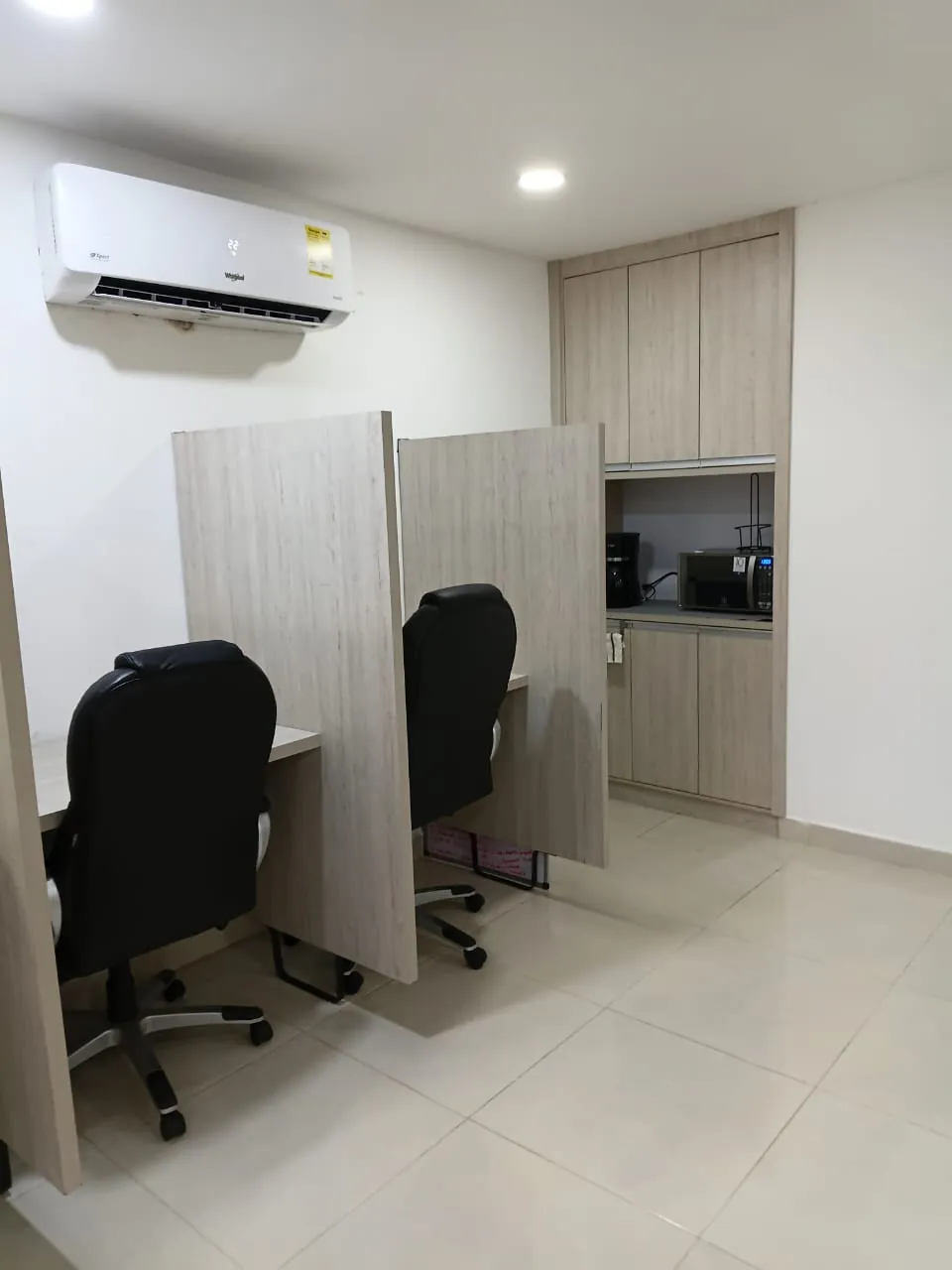 Oficina  en Arriendo - Carrera 62, Pampalinda, Comuna 19, Cali ciudad, Cali, Sur, Valle del Cauca, RAP Pacífico, 760040, Colombia, 31,1 m² (foto 7) — CREBI