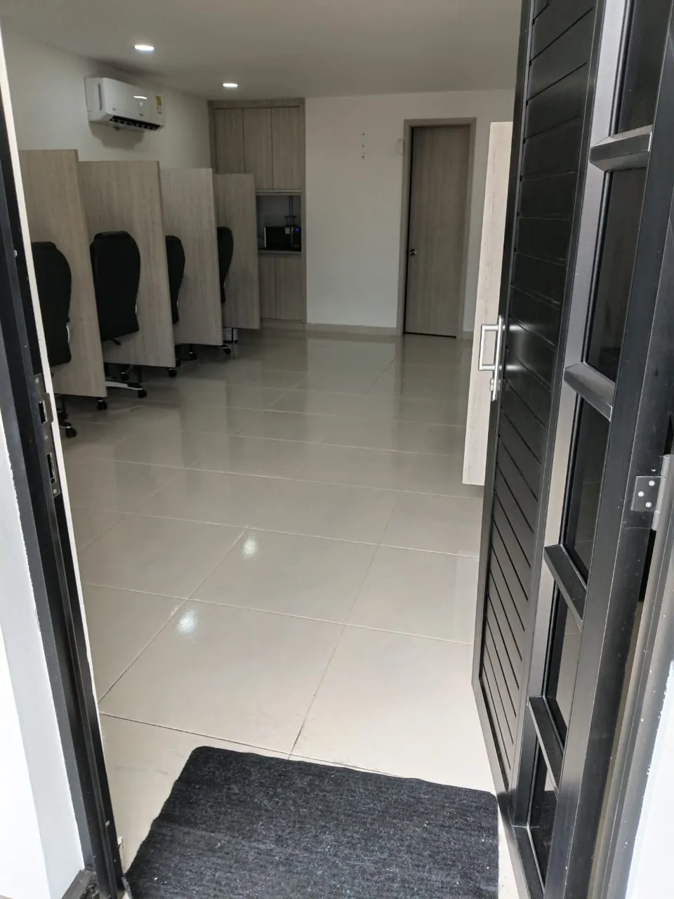 Oficina  en Arriendo - Carrera 62, Pampalinda, Comuna 19, Cali ciudad, Cali, Sur, Valle del Cauca, RAP Pacífico, 760040, Colombia, 31,1 m² (foto 8) — CREBI