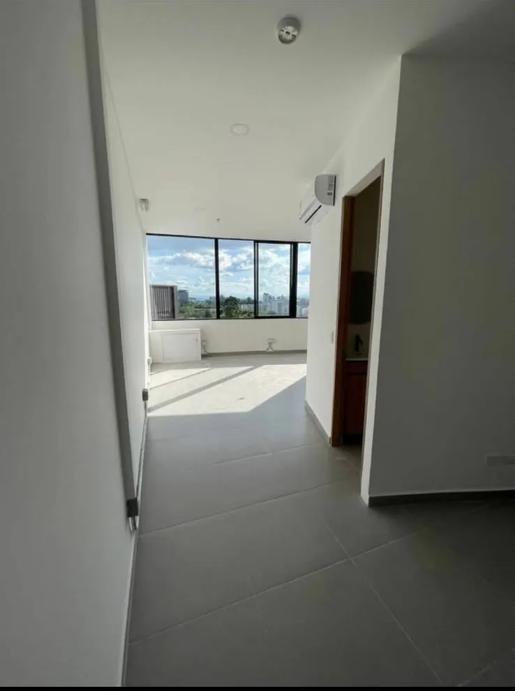 Consultorio en Arriendo - Comuna Quimbaya, Calle 26 Norte, 33,0 m² (foto 2) — CREBI