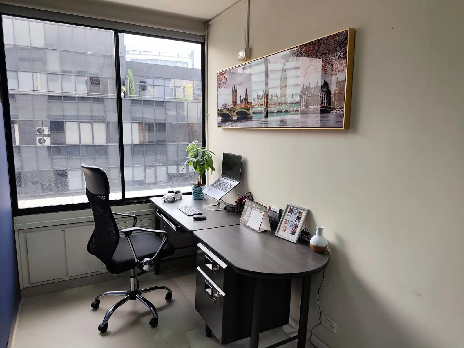 Oficina  en Venta - Alejandría, Comuna 14 - El Poblado, Carrera 42, 40,0 m² — CREBI
