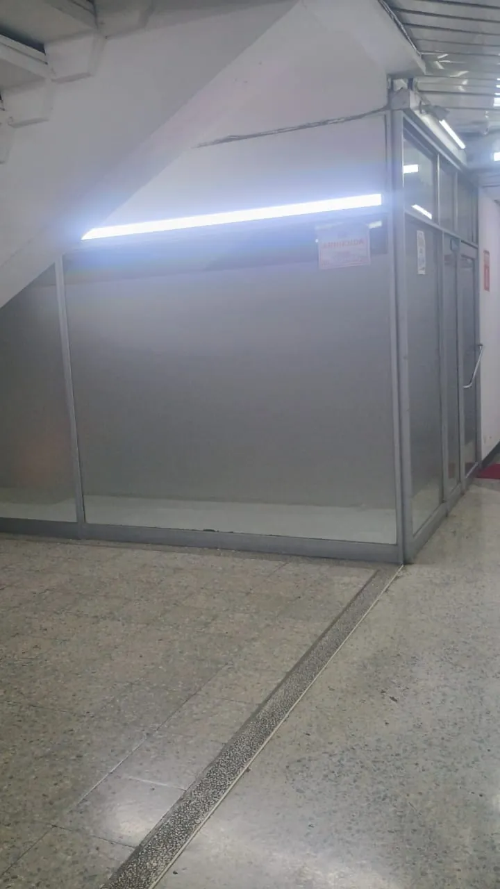 Local en Arriendo en UPZs de Bogotá, Bogotá ciudad, 22,0 m² (foto 4) — CREBI