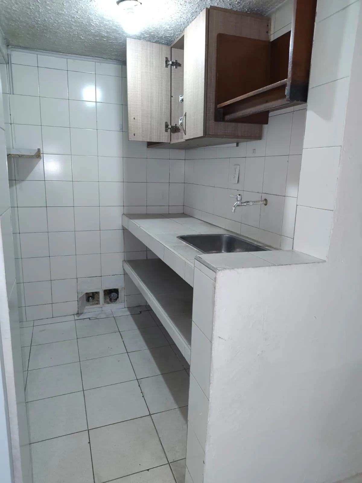 Local en Arriendo en Ciudad Kennedy Central, Bogotá ciudad, 100,0 m² (foto 4) — CREBI