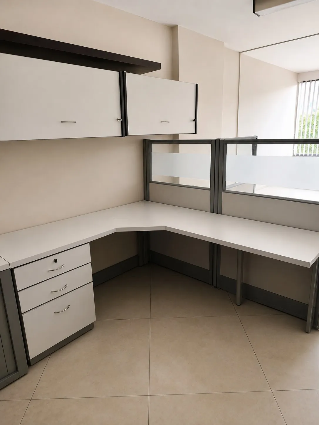 Oficina en Arriendo en UPZs de Bogotá, Bogotá ciudad, 27,7 m² (foto 2) — CREBI