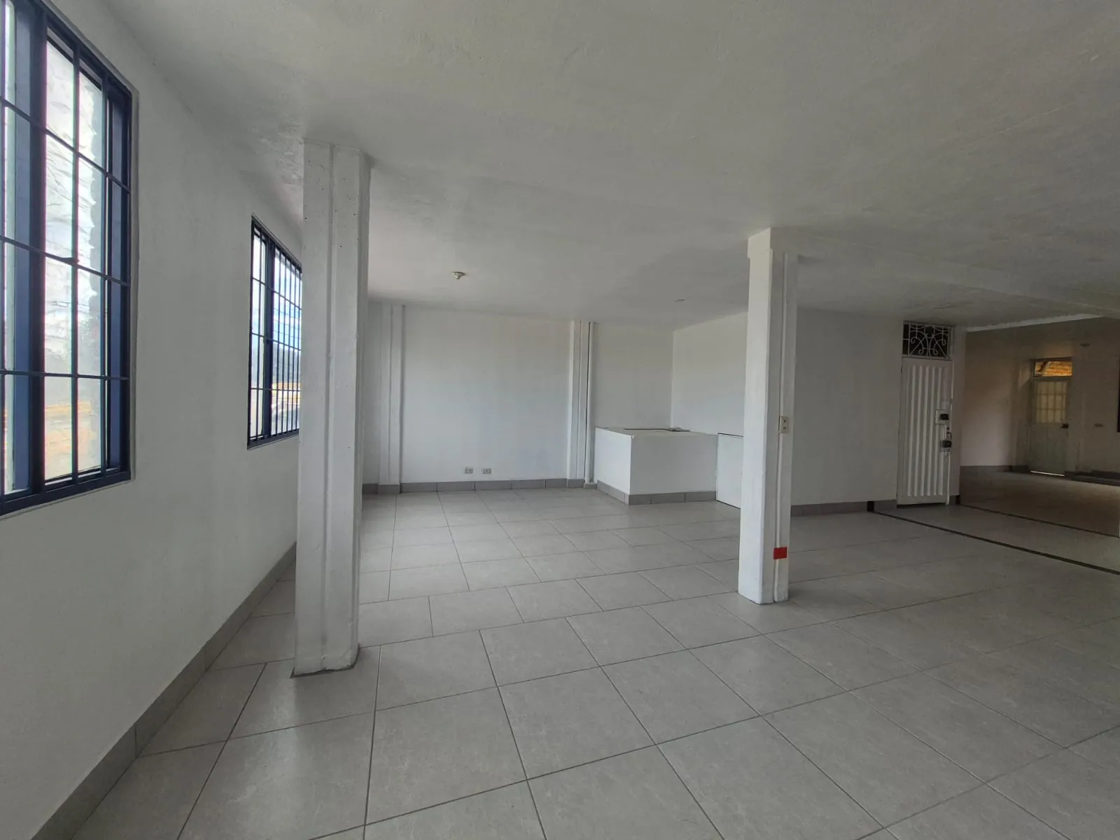 Local en Arriendo en Villa Mayor, Bogotá ciudad, 98,0 m² (foto 8) — CREBI