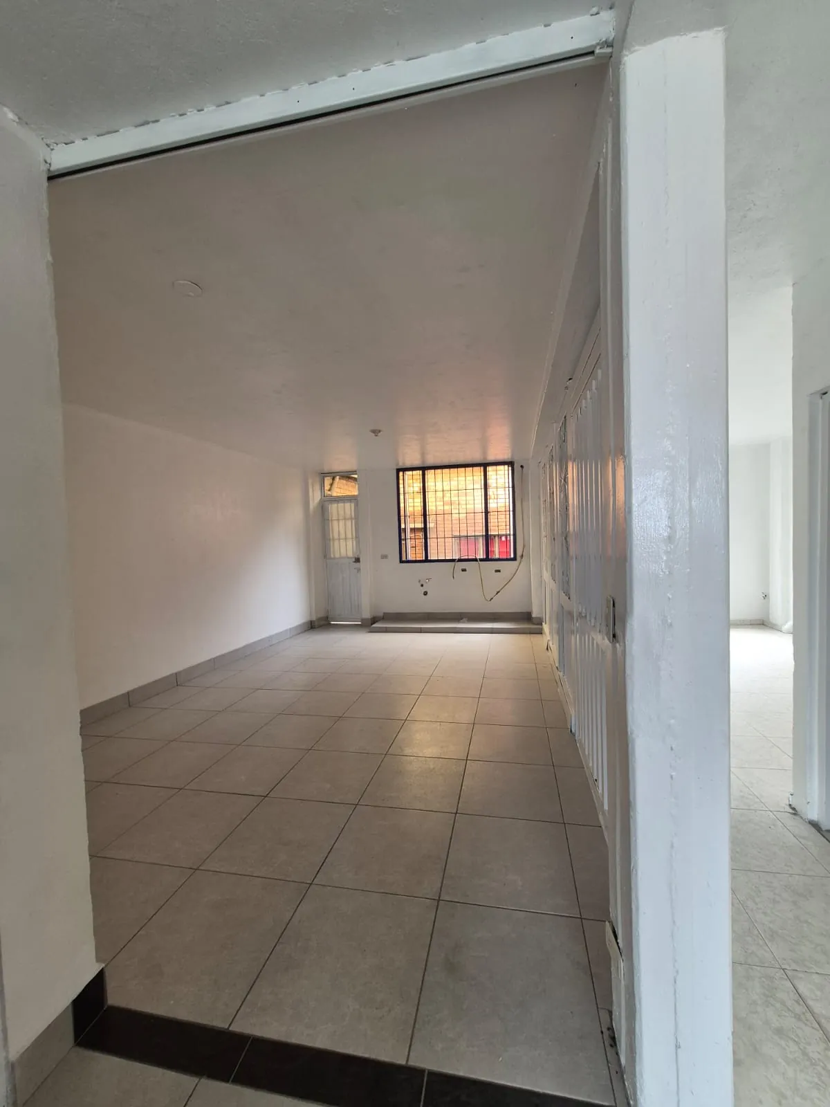 Local en Arriendo en Villa Mayor, Bogotá ciudad, 98,0 m² (foto 7) — CREBI