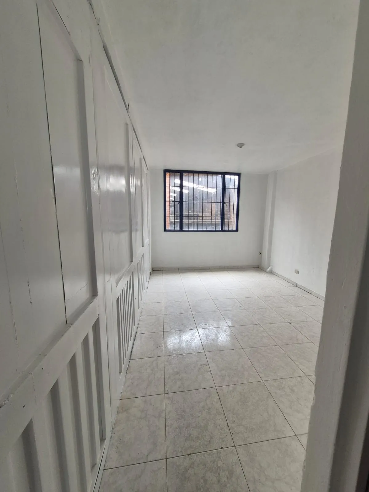 Local en Arriendo en Villa Mayor, Bogotá ciudad, 98,0 m² (foto 2) — CREBI