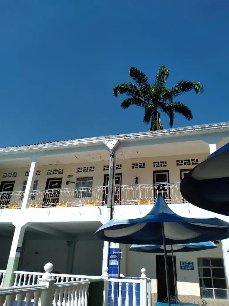 Hotel en Venta en Calle 5, Tocaima, 938,0 m² (foto 7) — CREBI