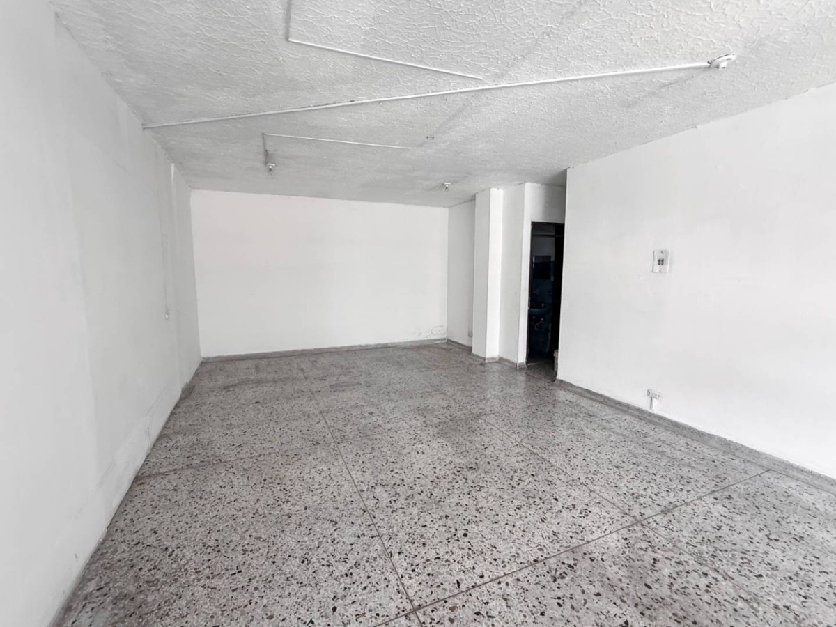 Local en Arriendo - Centro, Carrera 8, 30,0 m² (foto 5) — CREBI