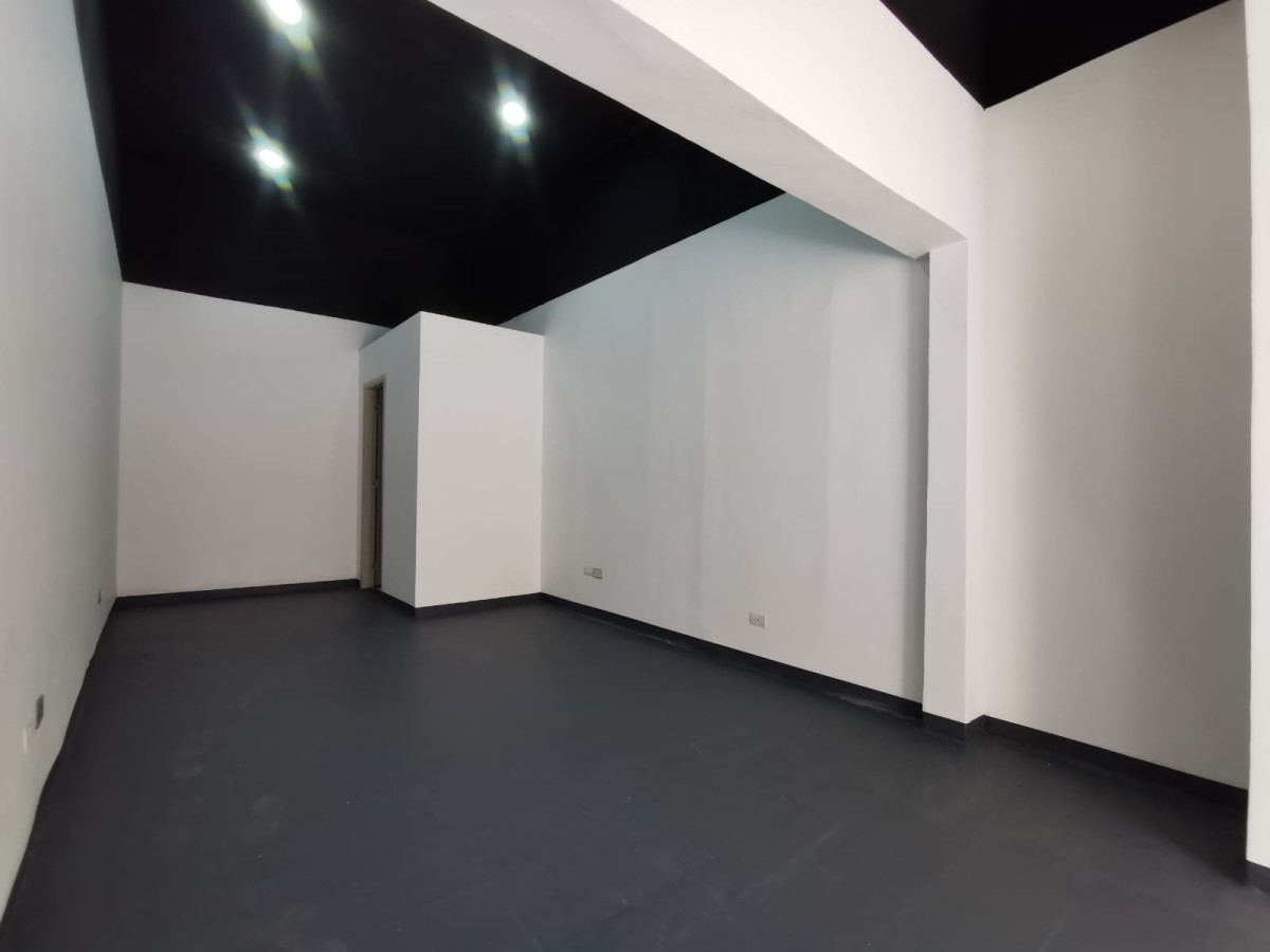 Local en Arriendo - Corocito, Calle 8, 35,0 m² (foto 4) — CREBI