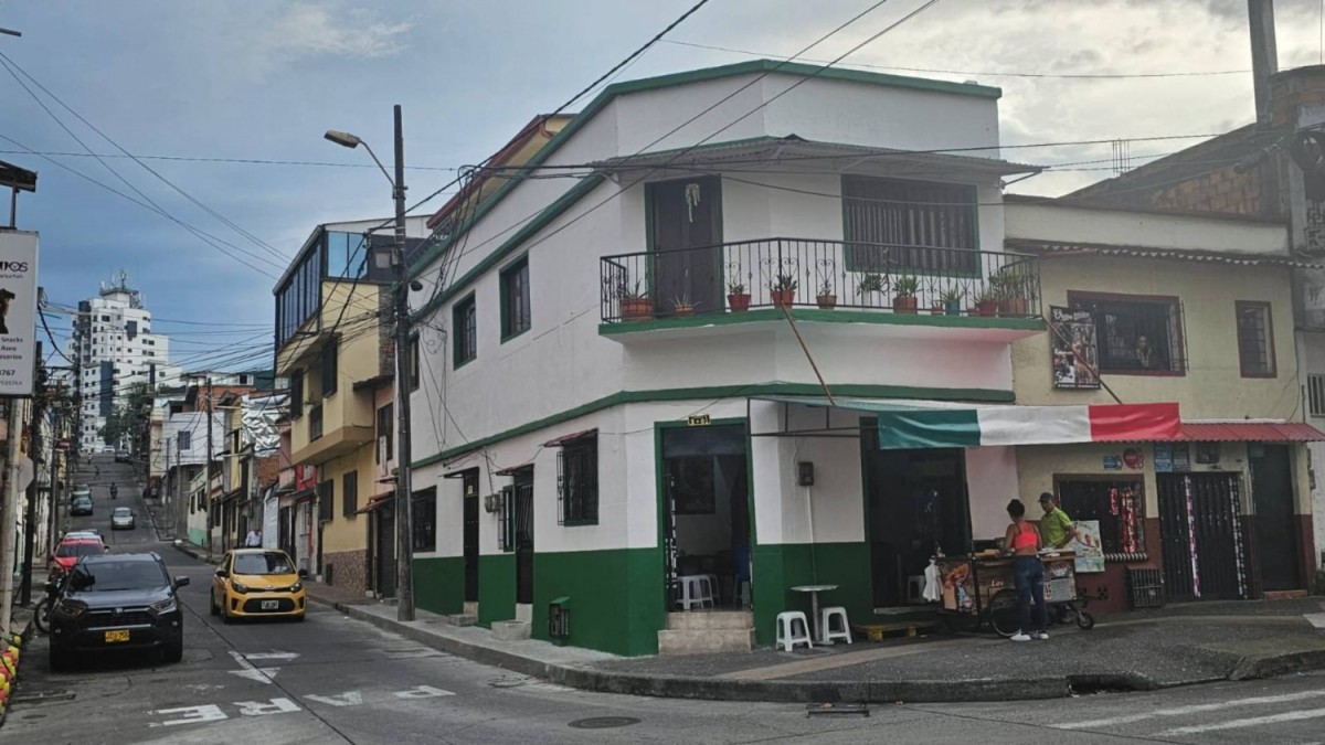 Local en Venta - Villavicencio, Carrera 9, 82,5 m² — CREBI