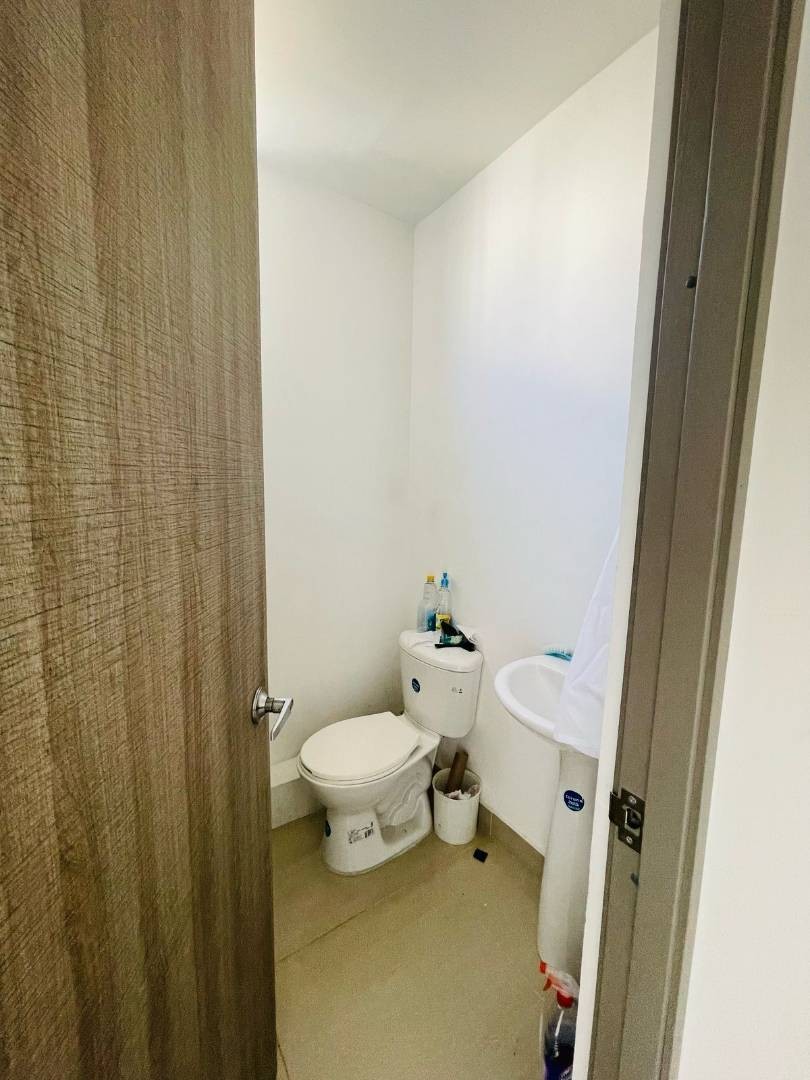 Oficina  en Arriendo - Los Alpes, Carrera 15 Bis, 40,0 m² (foto 5) — CREBI