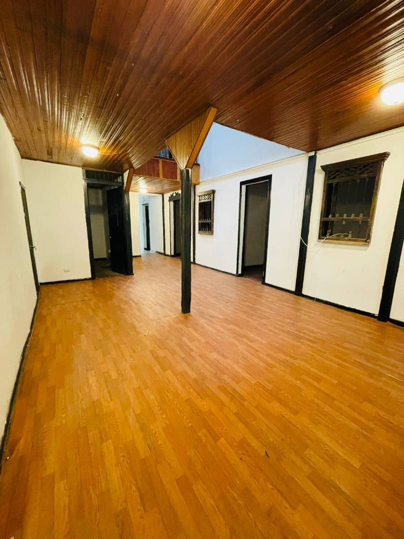 Local en Arriendo - Sector Galeria Central, Calle 17, 620,0 m² — CREBI