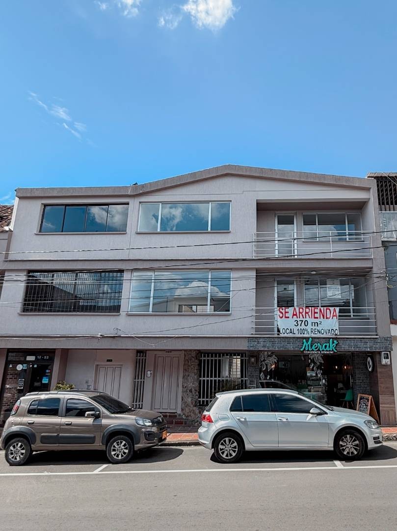 Local en Arriendo - San Jose, Calle 12, 379,0 m² — CREBI