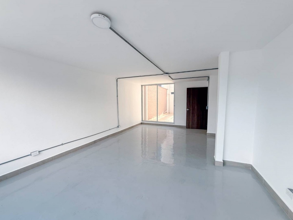 Local en Arriendo - San Jose, Calle 12, 379,0 m² (foto 11) — CREBI