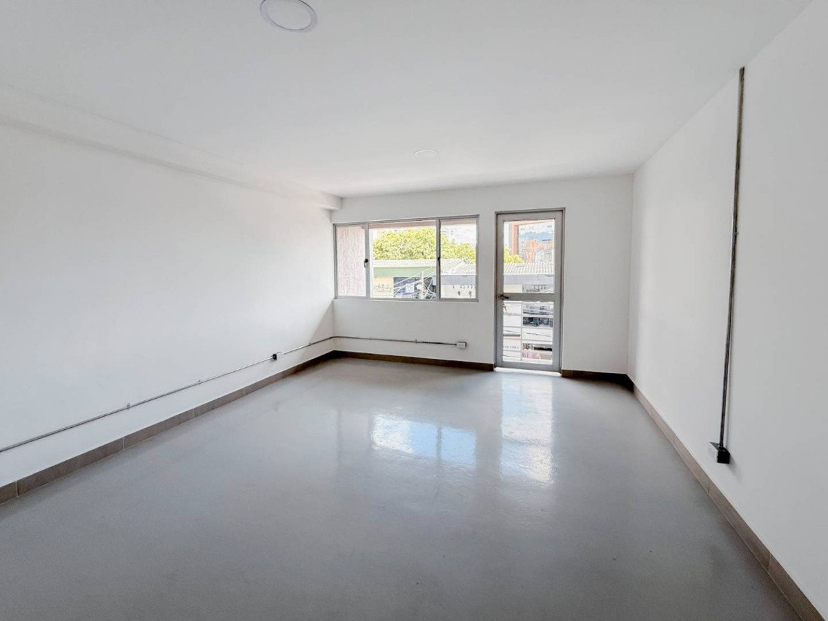 Local en Arriendo - San Jose, Calle 12, 379,0 m² (foto 17) — CREBI