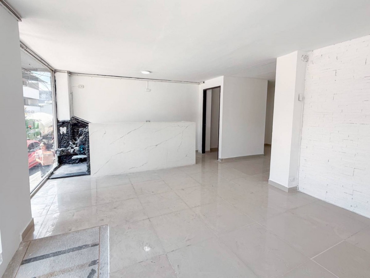 Local en Arriendo - Sector Plaza de Bolivar, Centro, Calle 20, 85,0 m² (foto 12) — CREBI