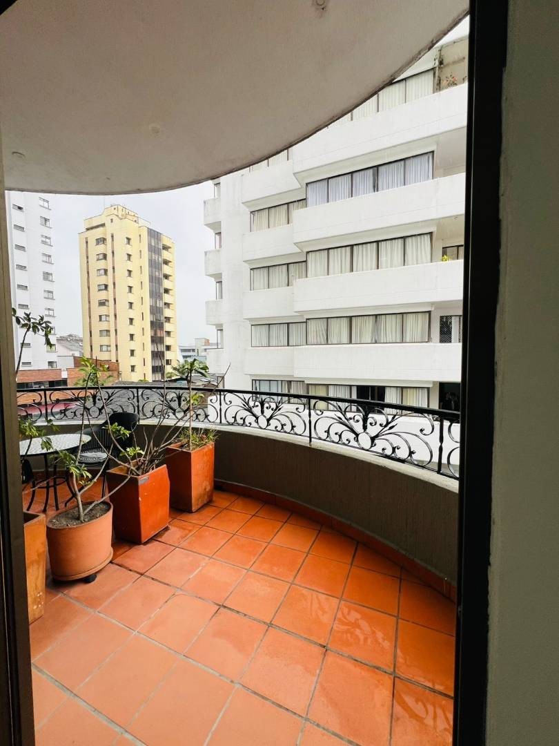 Oficina  en Arriendo - Sector Plaza de Bolivar, Sector Galeria Central, Carrera 7, 57,0 m² (foto 7) — CREBI