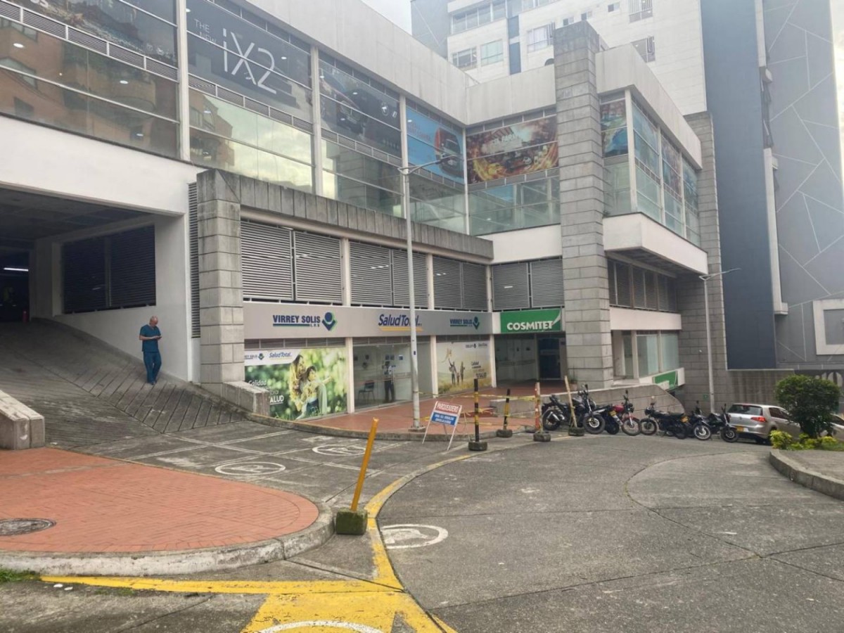 Local en Arriendo - Los Alpes, 1000,0 m² — CREBI