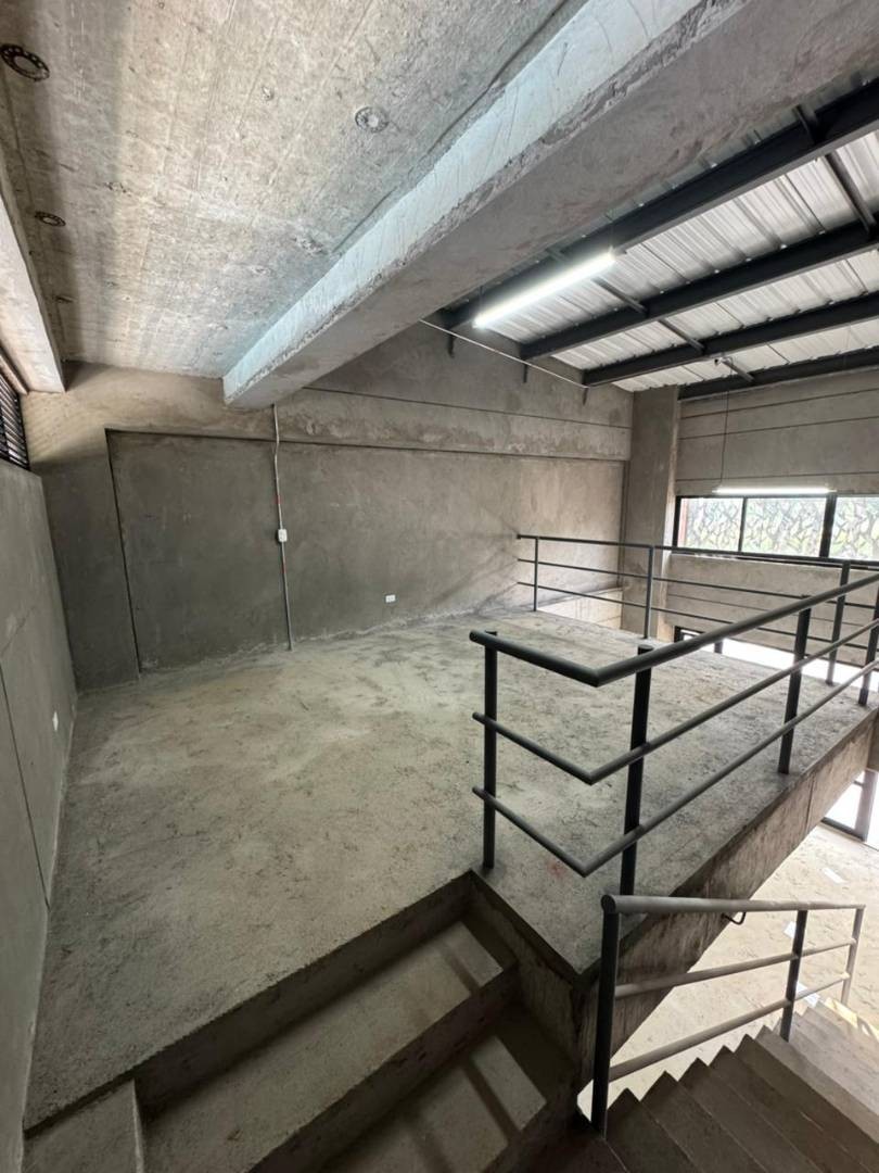 Local en Venta - Comuna Olímpica, Avenida de las Américas, 63,15 m² (foto 4) — CREBI