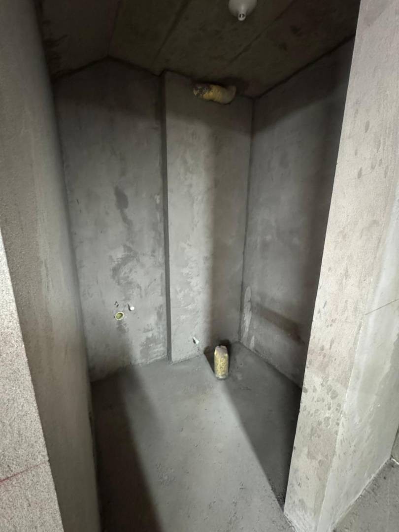 Local en Venta - Comuna Olímpica, Avenida de las Américas, 63,15 m² (foto 5) — CREBI