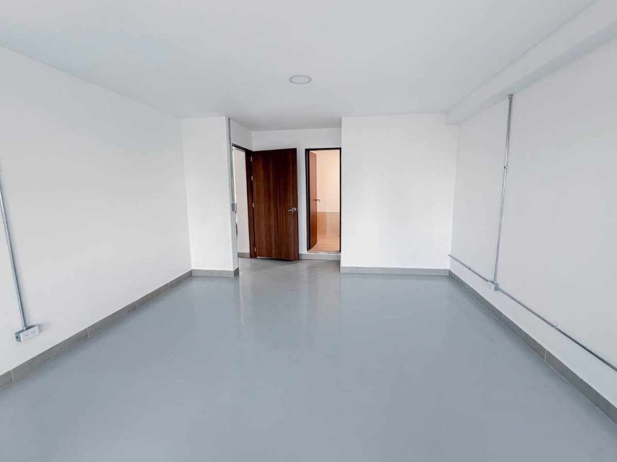 Local en Venta - San Jose, Calle 12, 379,0 m² (foto 10) — CREBI