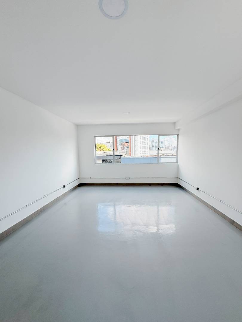 Local en Venta - San Jose, Calle 12, 379,0 m² (foto 21) — CREBI