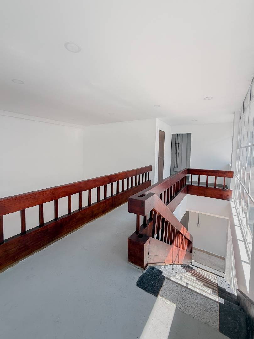 Local en Venta - San Jose, Calle 12, 379,0 m² (foto 9) — CREBI