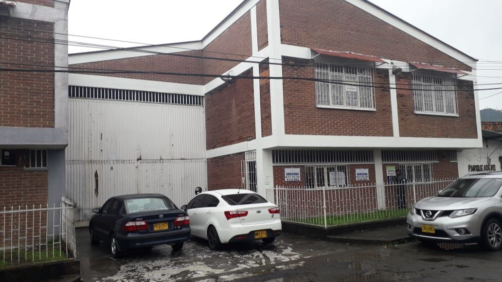 Bodega en Venta - Guadalupe, Carrera 15, 650,0 m² — CREBI