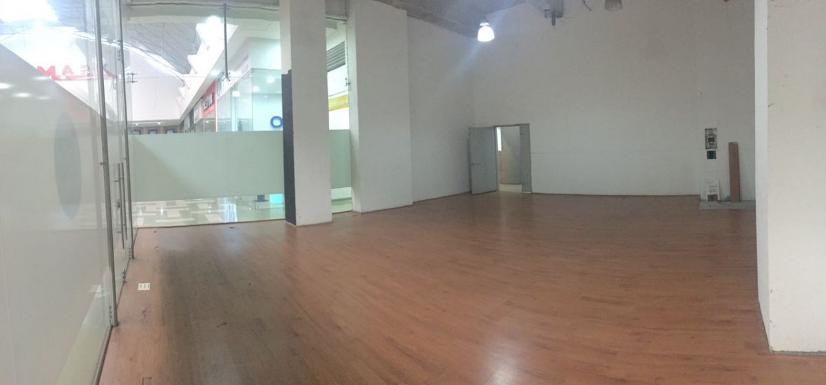 Local en Venta - Comuna Olímpica, Avenida 30 de Agosto, 84,0 m² (foto 4) — CREBI