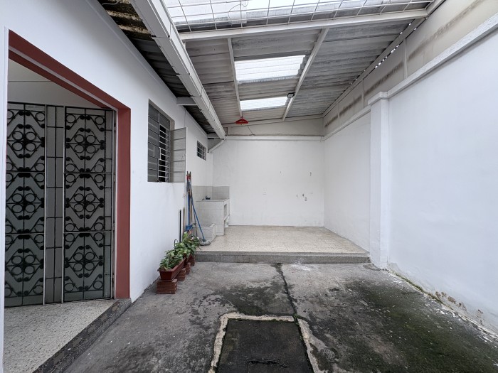 Oficina  en Venta - Carrera 31, Champagnat, 575,0 m² (foto 8) — CREBI