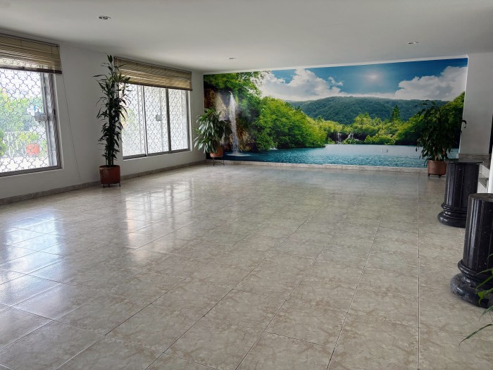 Multifamily en Venta - Tejares - Cristales, 488,0 m² (foto 5) — CREBI