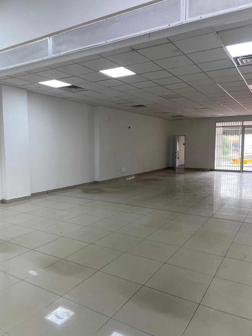 Edificio en Venta - Carrera 8, Siete de Agosto, 635,0 m² (foto 8) — CREBI
