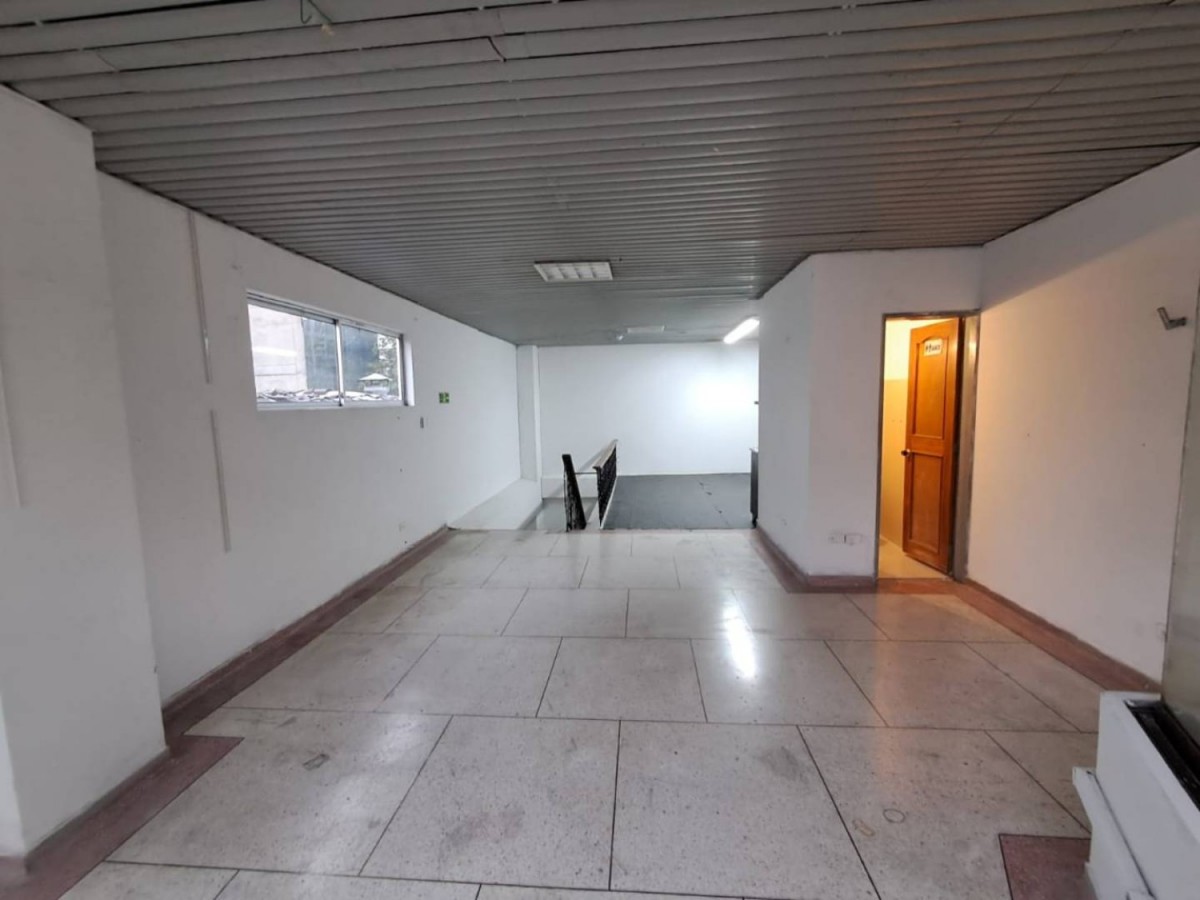 Local en Arriendo - Calle 23, Centro, 47,002 m² (foto 2) — CREBI