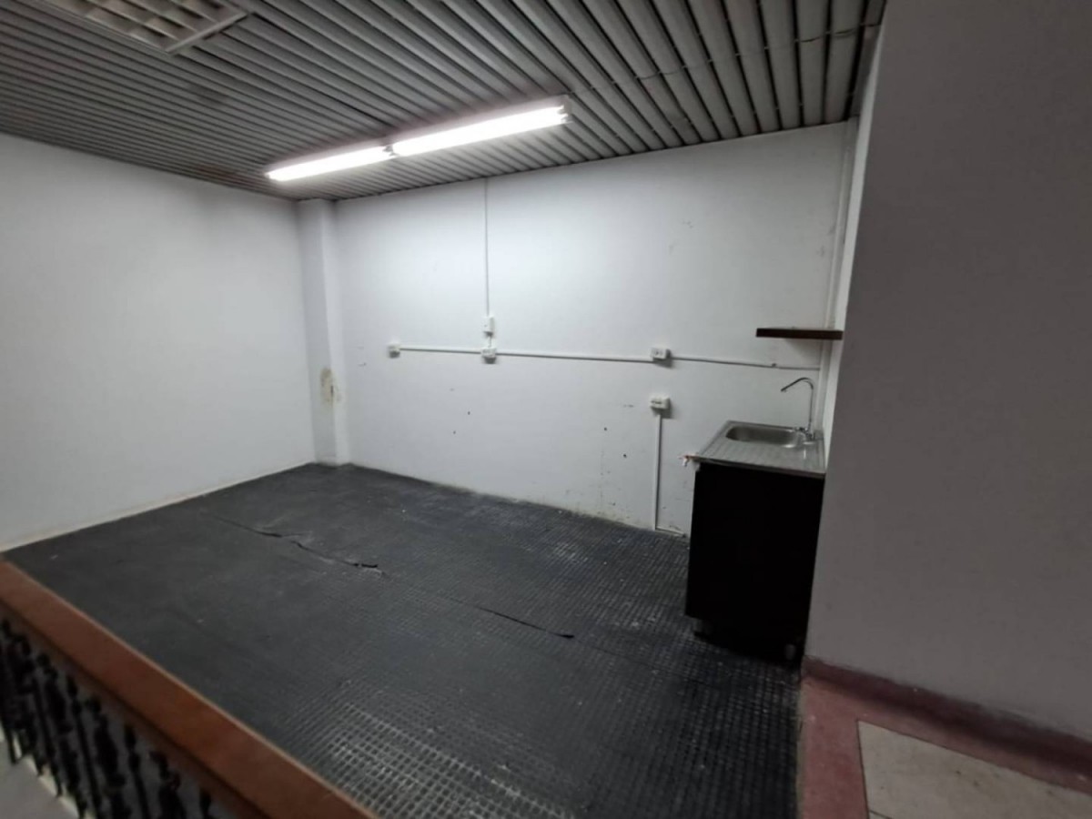 Local en Arriendo - Calle 23, Centro, 47,002 m² (foto 8) — CREBI