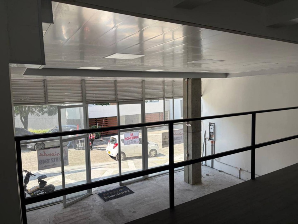 Local en Arriendo - Calle 11, Pinares de San Martin, 140,002 m² — CREBI
