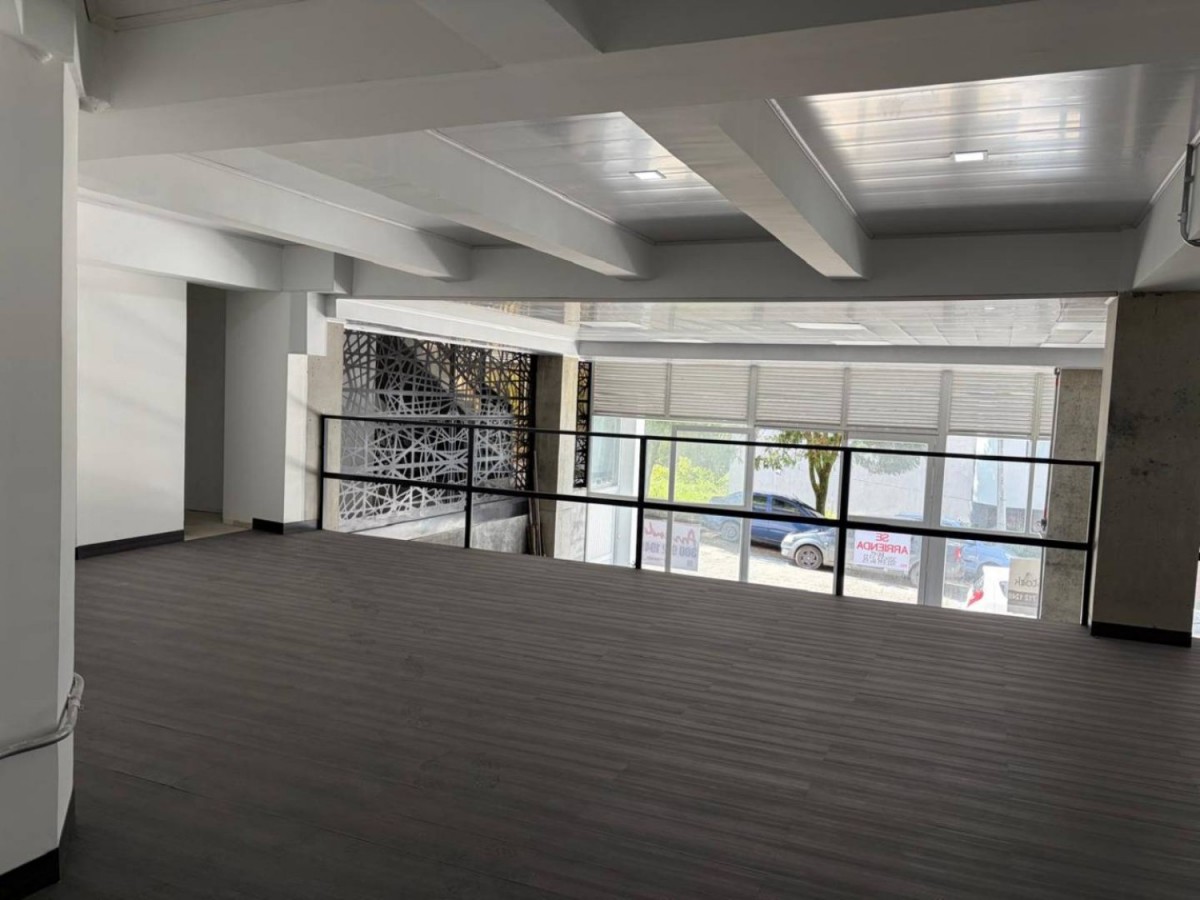 Local en Arriendo - Calle 11, Pinares de San Martin, 140,002 m² (foto 10) — CREBI