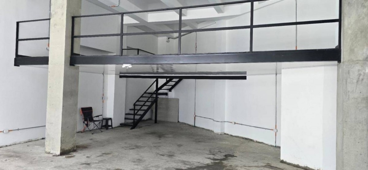 Local en Arriendo - Calle 11, Pinares de San Martin, 140,002 m² (foto 2) — CREBI