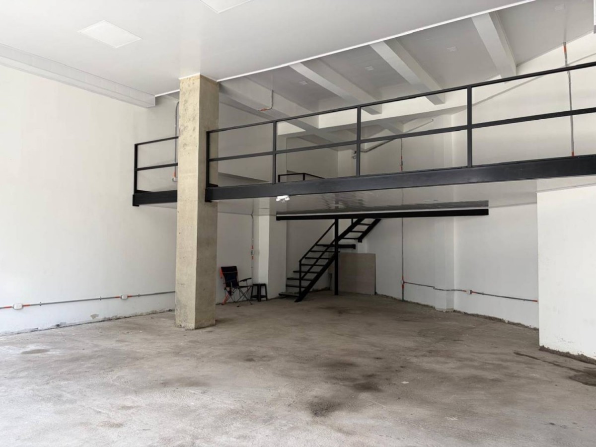 Local en Arriendo - Calle 11, Pinares de San Martin, 140,002 m² (foto 4) — CREBI