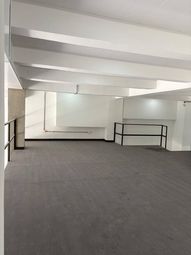 Local en Arriendo - Calle 11, Pinares de San Martin, 140,002 m² (foto 9) — CREBI